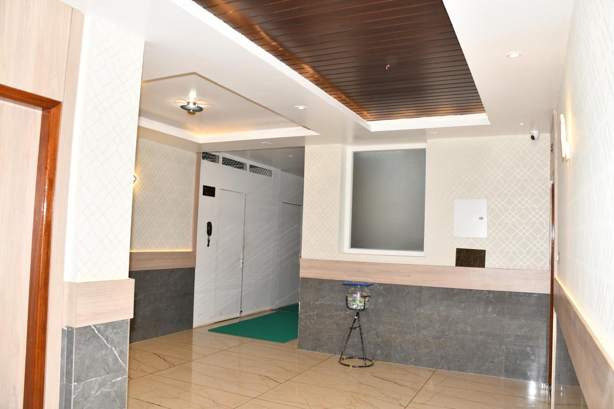 מלון ראמאנטהפורם Gb Residency מראה חיצוני תמונה